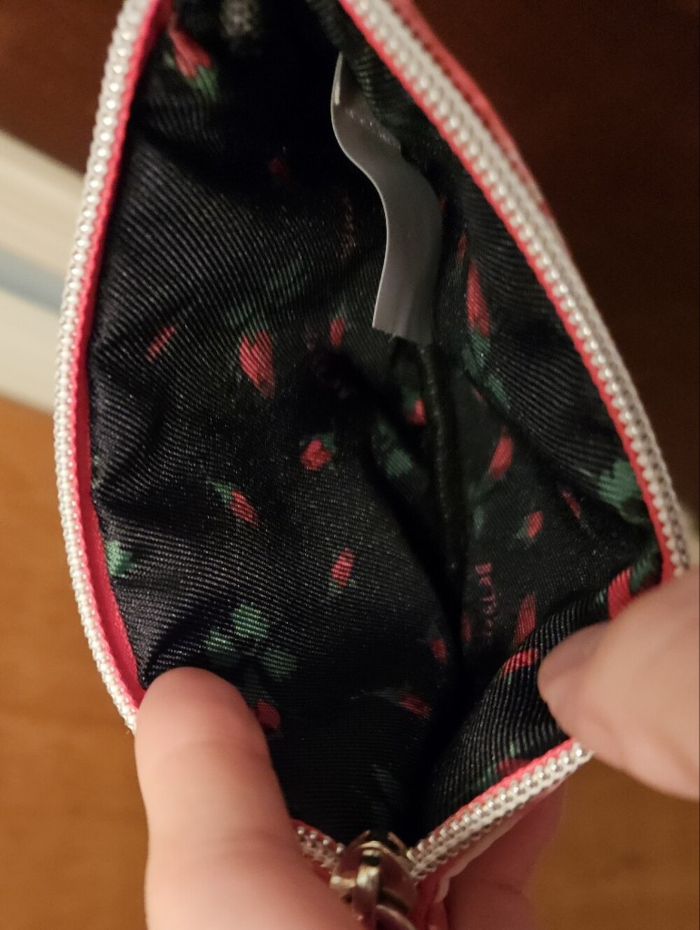 Betsey Johnson NWOT Zipper Pouch - Picture 14 of 15